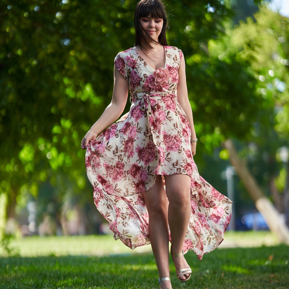The Return of Feminine Details: Ruffles, Bows & More