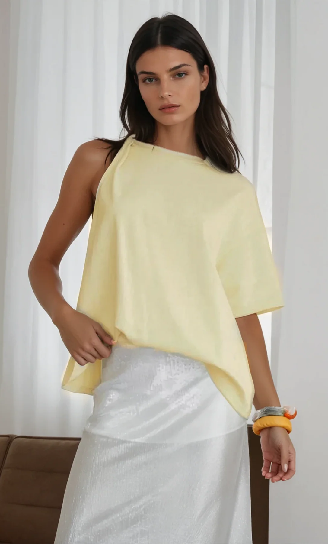 Butter yellow top