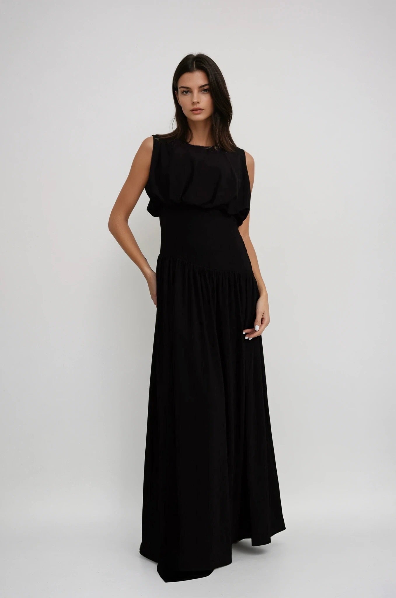 Leslie fitted waist maxi dress